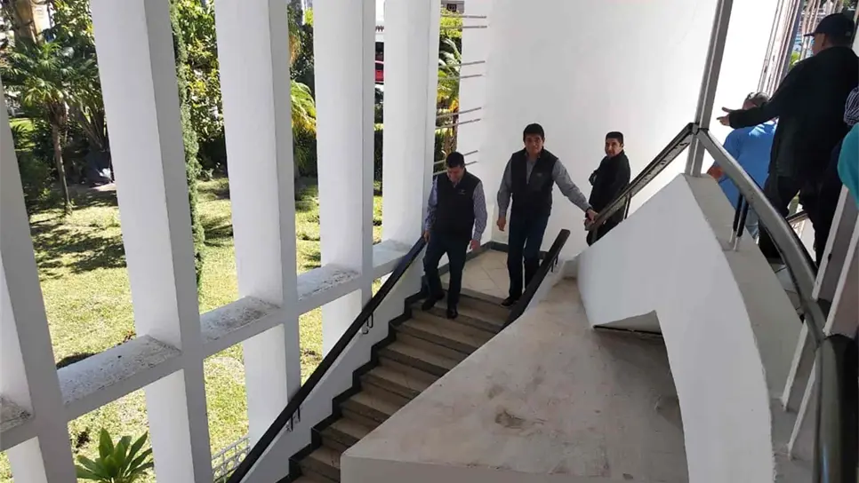 Chapman y Malova se encuentran en Palacio Municipal