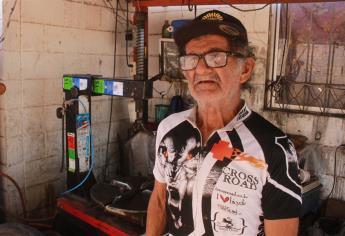 “Me dicen: a tu edad y andas trabajando todavía”