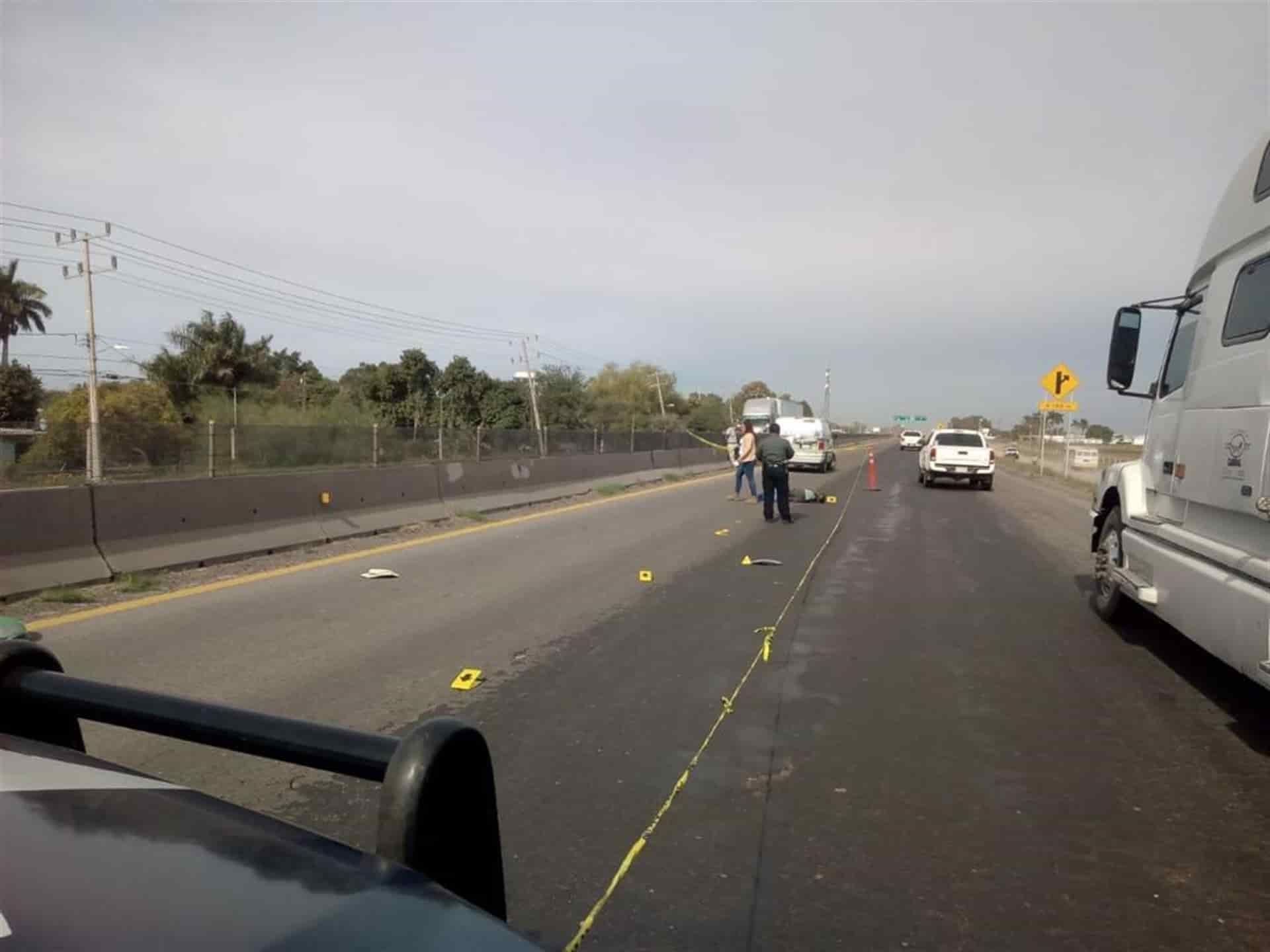 Arrollan y matan a un hombre sobre la México 15 en Guasave