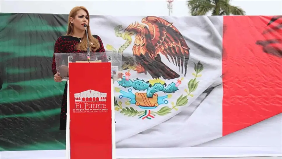 Conmemora el Ayuntamiento de El Fuerte el “Día de la Bandera”