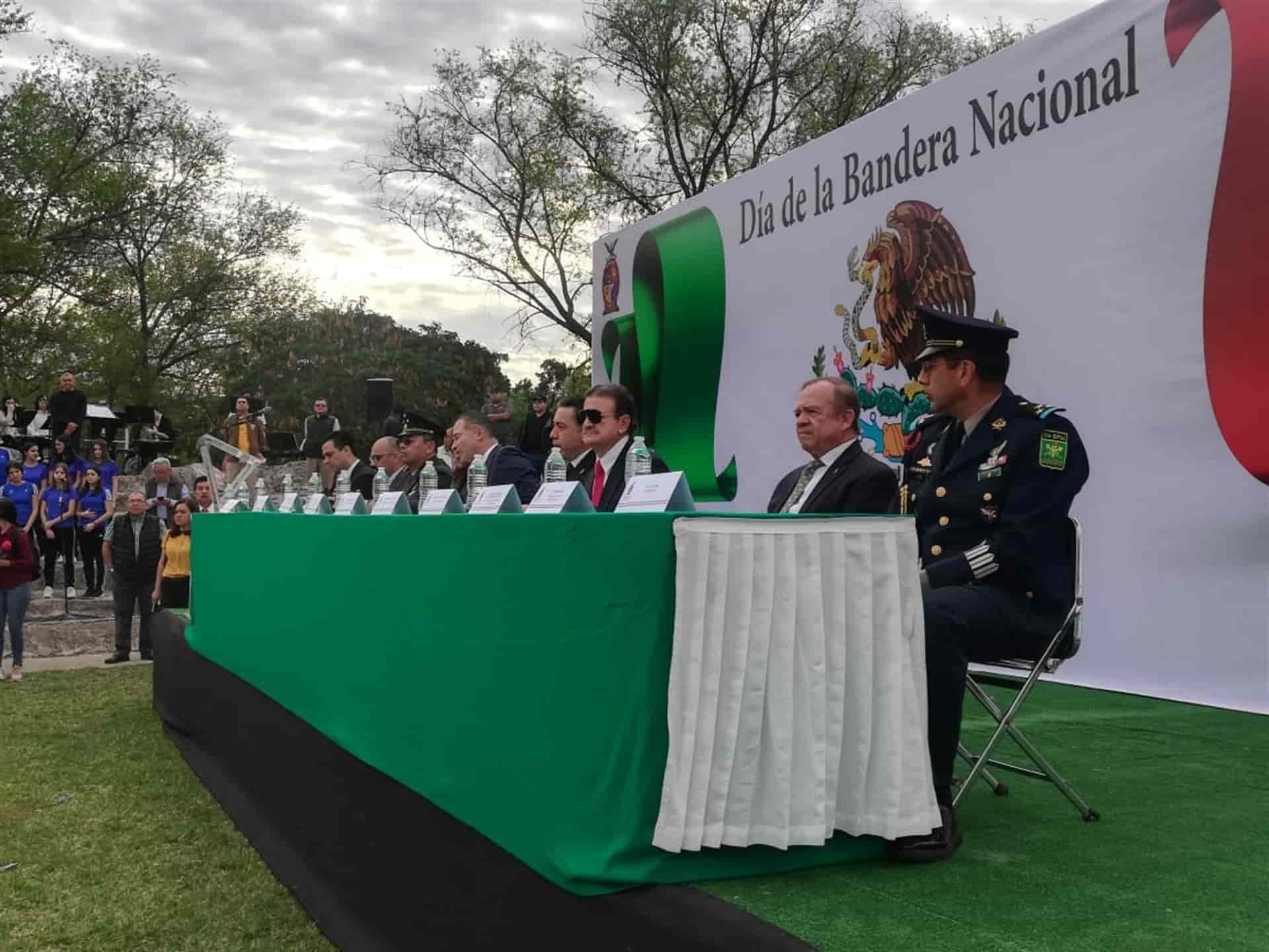 Conmemoran el Día de la Bandera en Culiacán