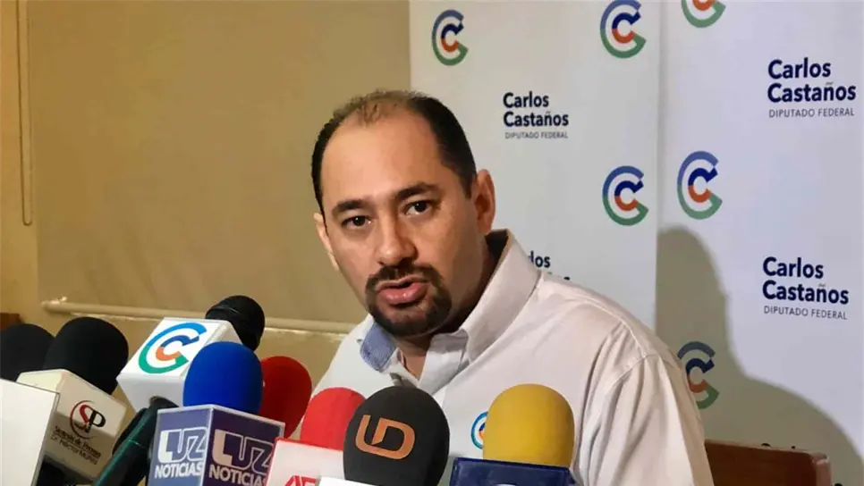 Carlos Castaños Valenzuela.