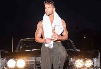 Ricky Martin consiente a fans argentinas