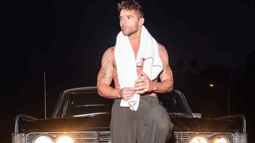 Ricky Martin consiente a fans argentinas