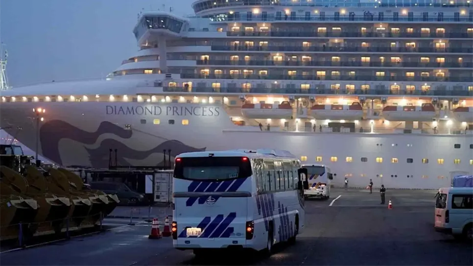 Comienza a desembarcar tripulación del crucero Diamond Princess