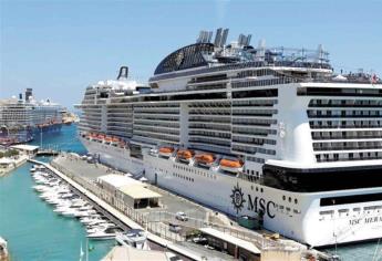 Sanidad Internacional revisa a pasajeros del crucero Meraviglia