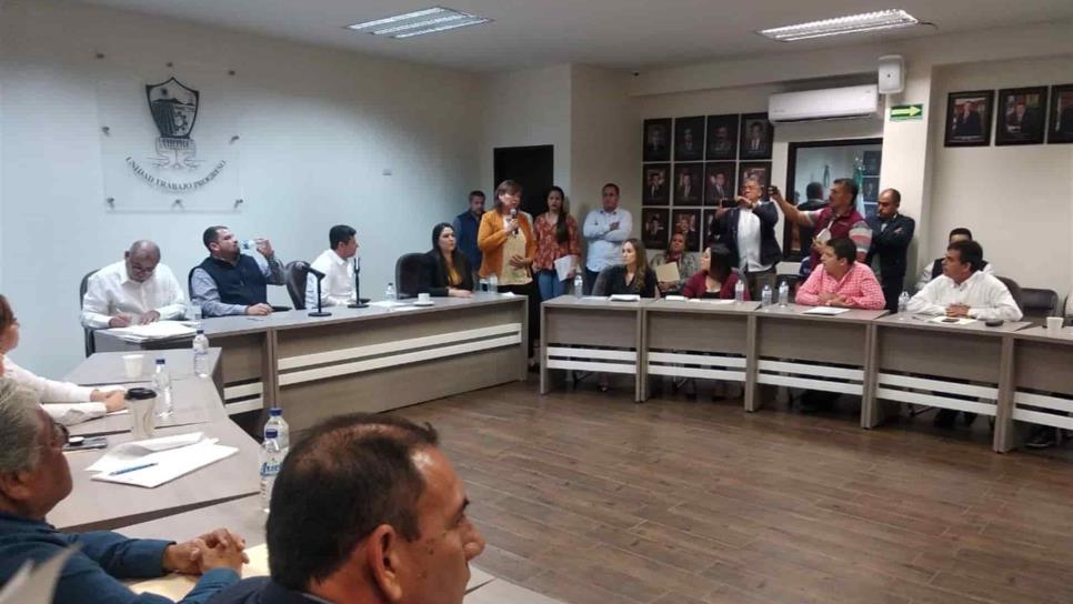 Amonesta Cabildo de Ahome a Irma Delgado por caso Paúl Velázquez