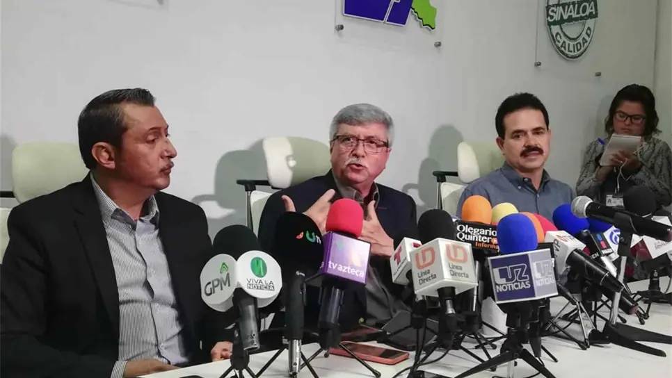 Establecen cerco epidemiologico en centrales y aeropuertos de Sinaloa