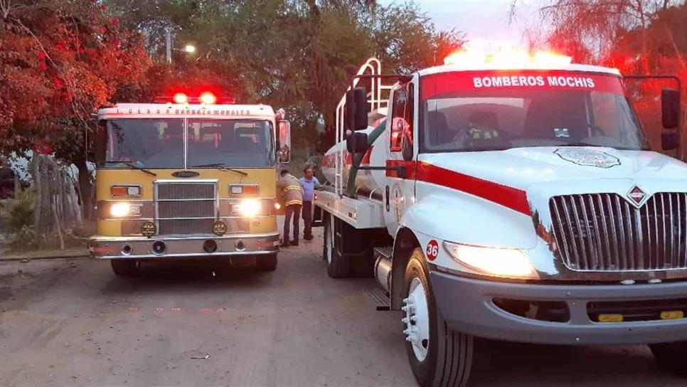 Incendio en vivienda de Ahome Independencia moviliza a cuerpos de auxilio