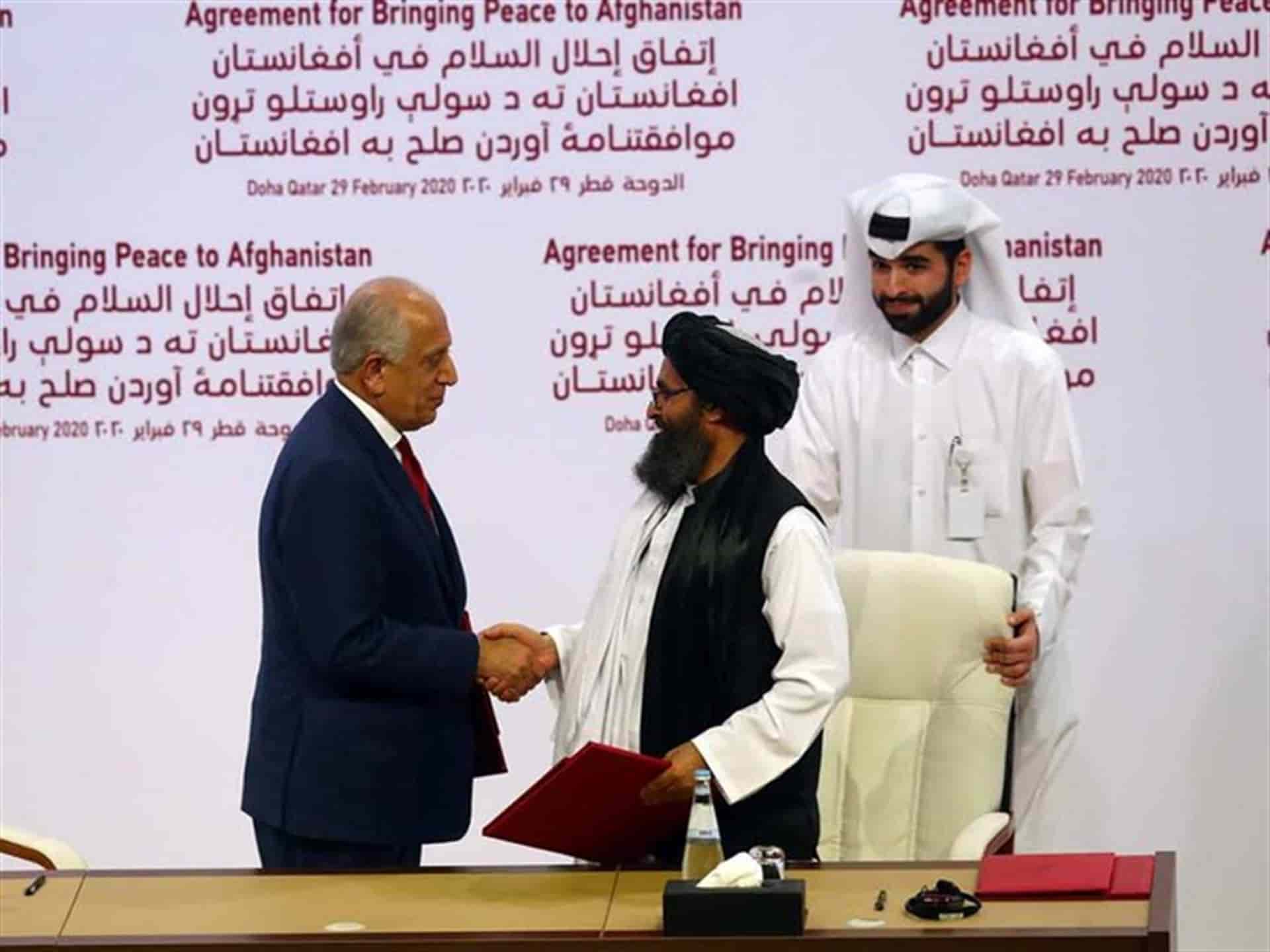 EUA firma acuerdo histórico con talibanes para retirar tropas