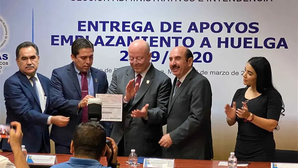 Entrega la UAS apoyos al emplazamiento a huelga 2019-2020