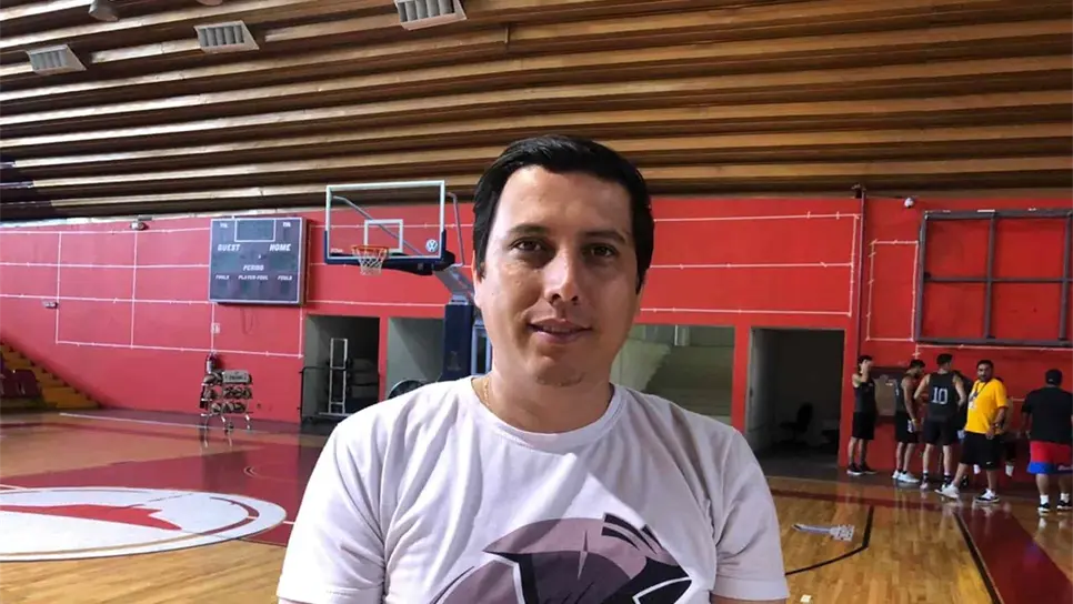 Reconoce Mike Corona crecimiento de Caballeros de Culiacán
