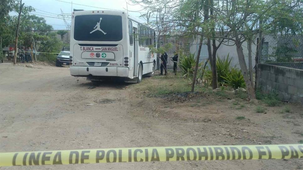 Fallece chofer de camión urbano tras ataque a balazos en Culiacán