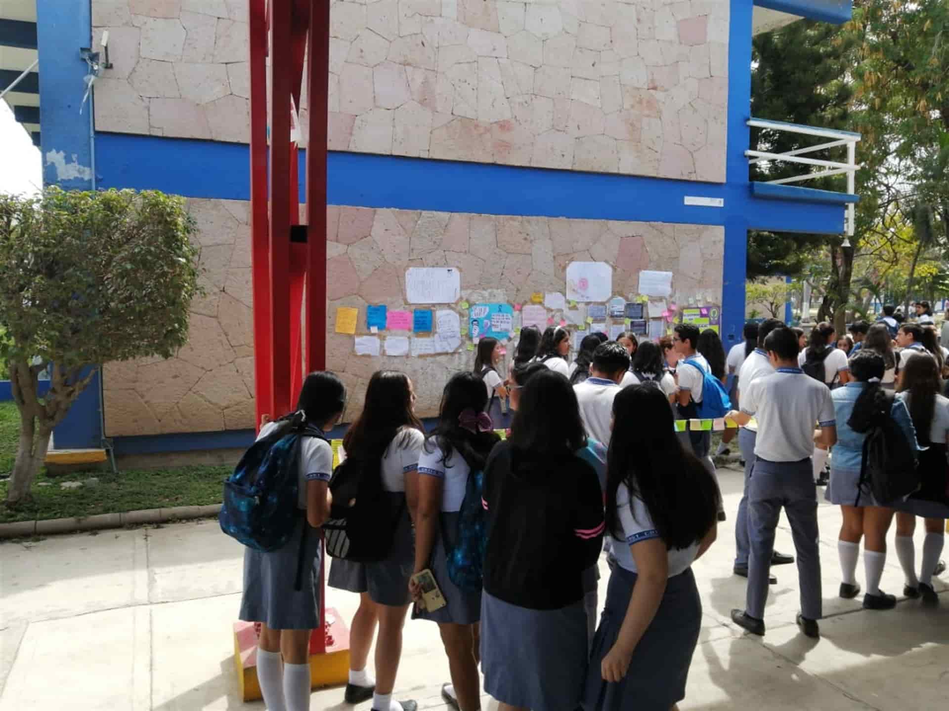 Alumnas del Cbtis 51 y Prepa Vasconcelos señalan por acoso a maestros