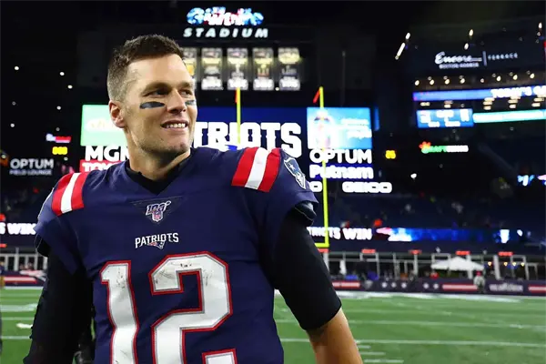 Tom Brady dice adiós a los Pats Tom Brady dice adiós a los Pats