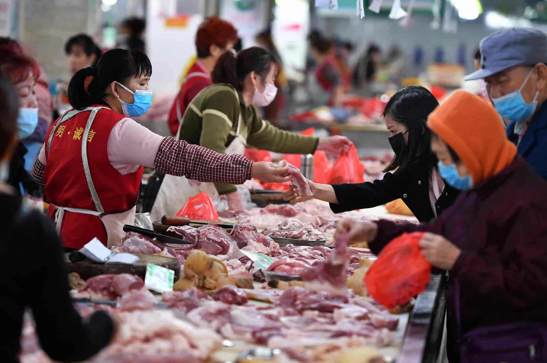 Votantes estadounidenses piden a China pagar por el Covid-19