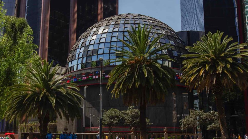 Bolsa Mexicana abre con ganancia de 0.35%