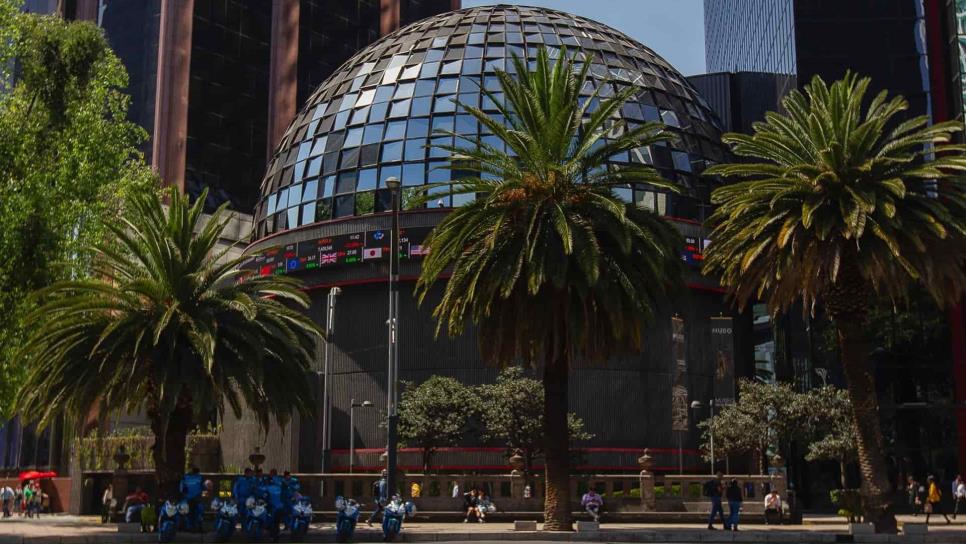 Bolsa Mexicana abre con pérdida de 0.47 %