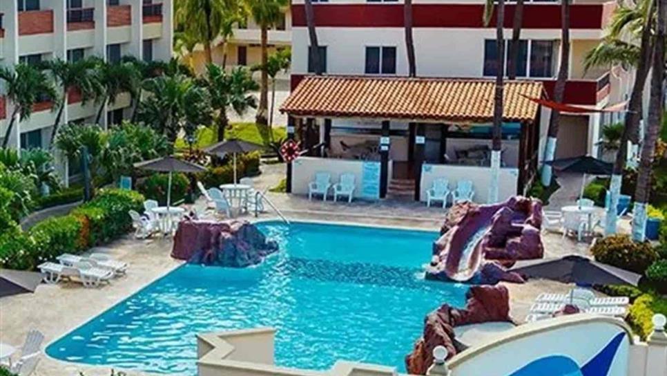 Suspende servicios hotel en el malecón de Mazatlán