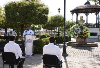 Aislados, celebran natalicio de Juárez en El Rosario