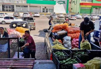 Adultos mayores que eran paqueteros piden apoyo al Banco de Alimentos