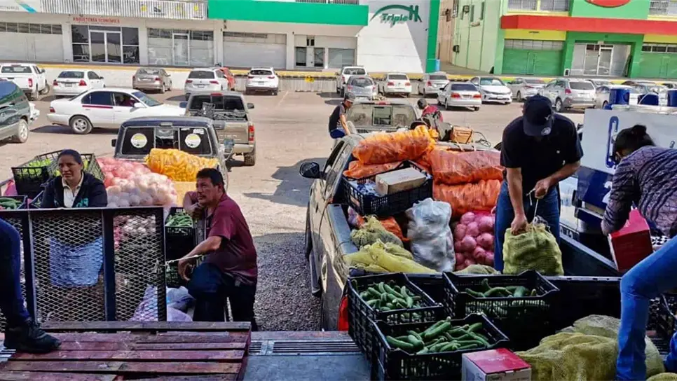 Adultos mayores que eran paqueteros piden apoyo al Banco de Alimentos
