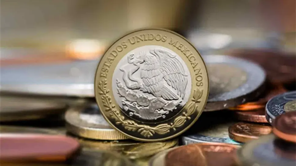 Peso inicia semana con pérdida de 2.48%