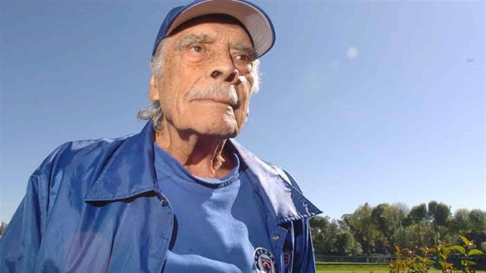 Se va una leyenda del futbol, muere Don Nacho Trelles