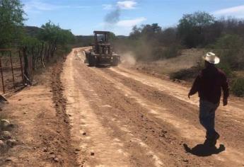 Por concluir la rehabilitación de caminos en Choix