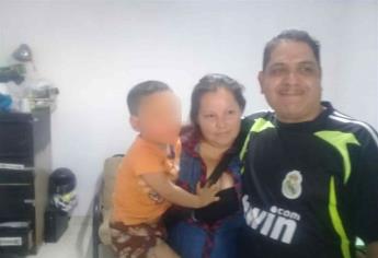 Niño encontrado en el Centro de Choix ya está con sus papás