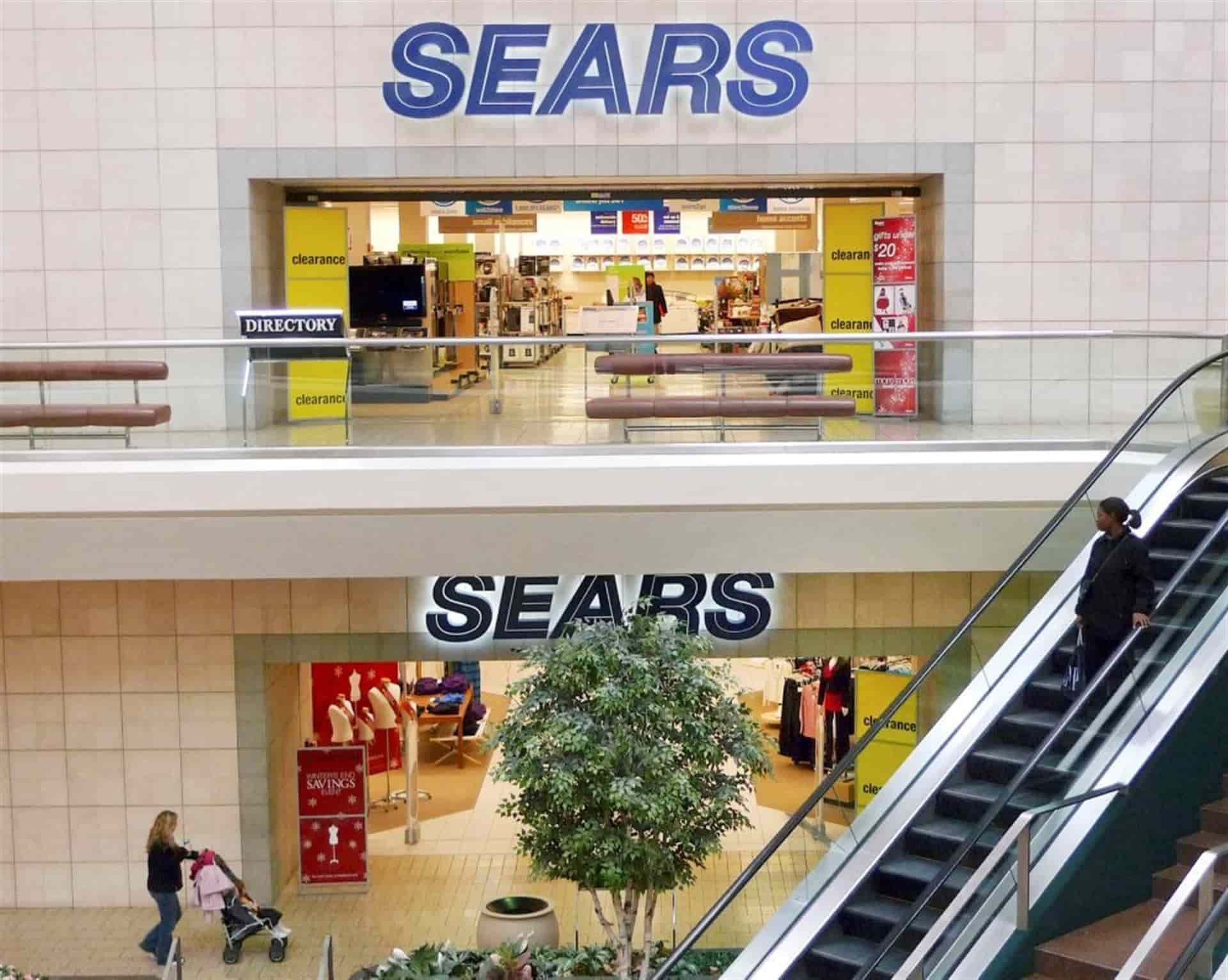 Slim cierra tiendas Sears por coronavirus