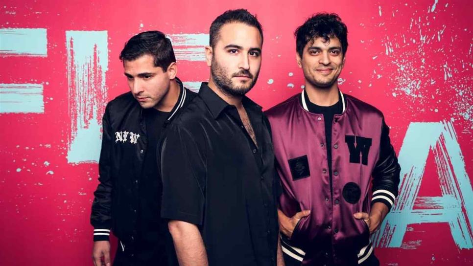 Reik ofrece versiones acústicas durante concierto por internet