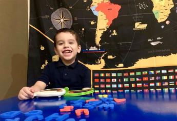 Juan Godoy, niño con nivel académico de universitario y es sinaloense