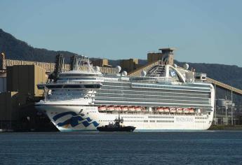 Demandarán a firma de cruceros por descuidar a pasajeros en pandemia