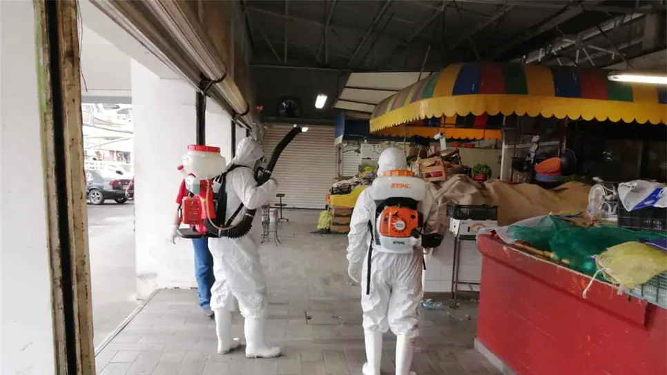 Desinfecta Ayuntamiento de Ahome el mercado San Francisco