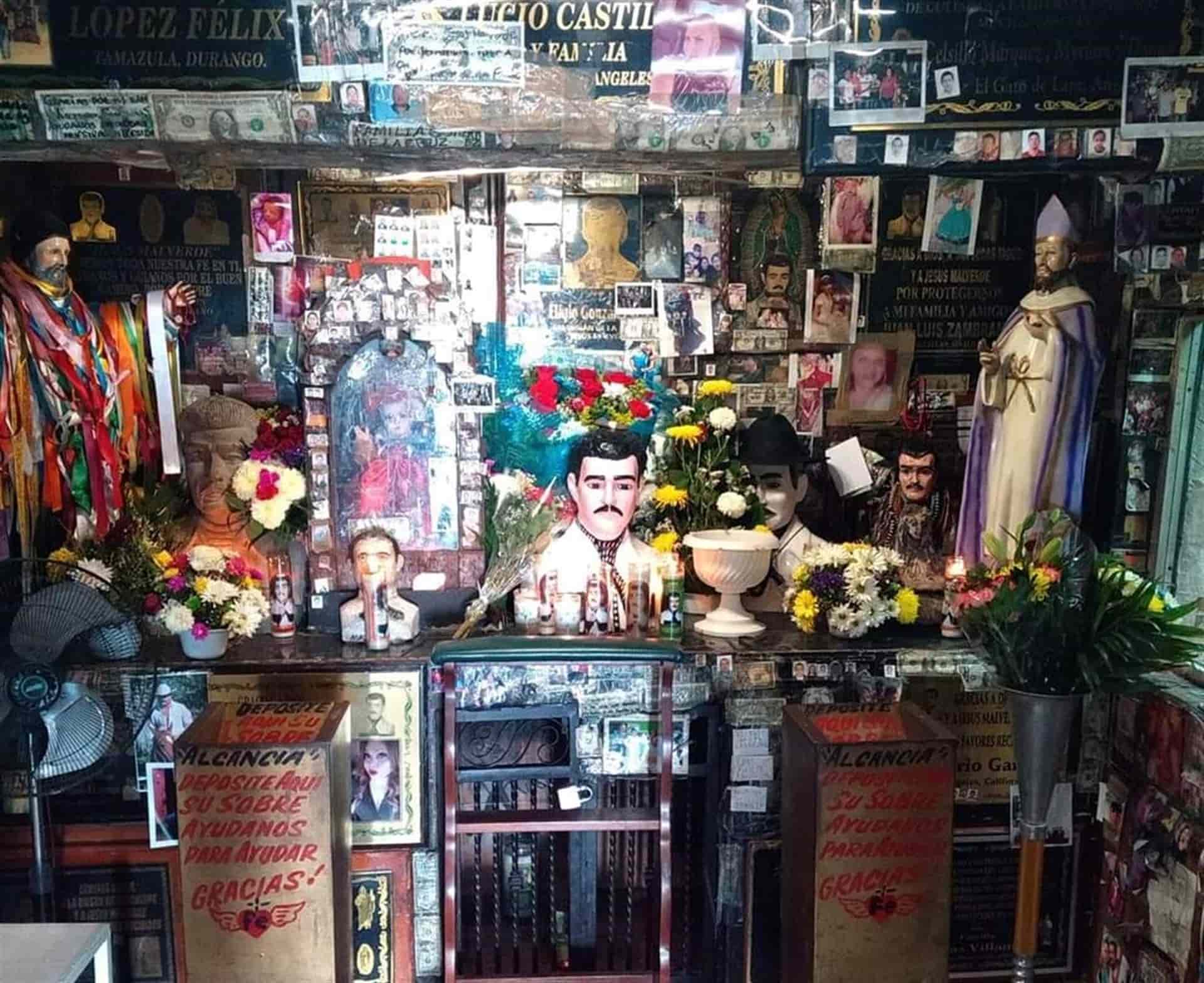 Capilla de Malverde entrega despensas a familias por Covid-19