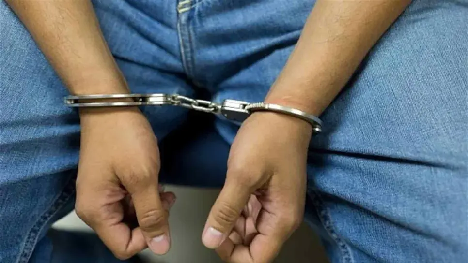 En prisión preventiva señalado de despojar vehículo en Culiacán