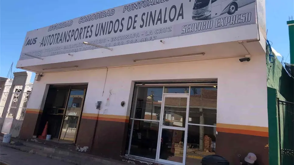 Ordenan cerrar centrales camioneras en El Rosario