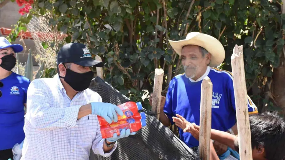 Distribuyen alimentos en zonas vulnerables de El Rosario
