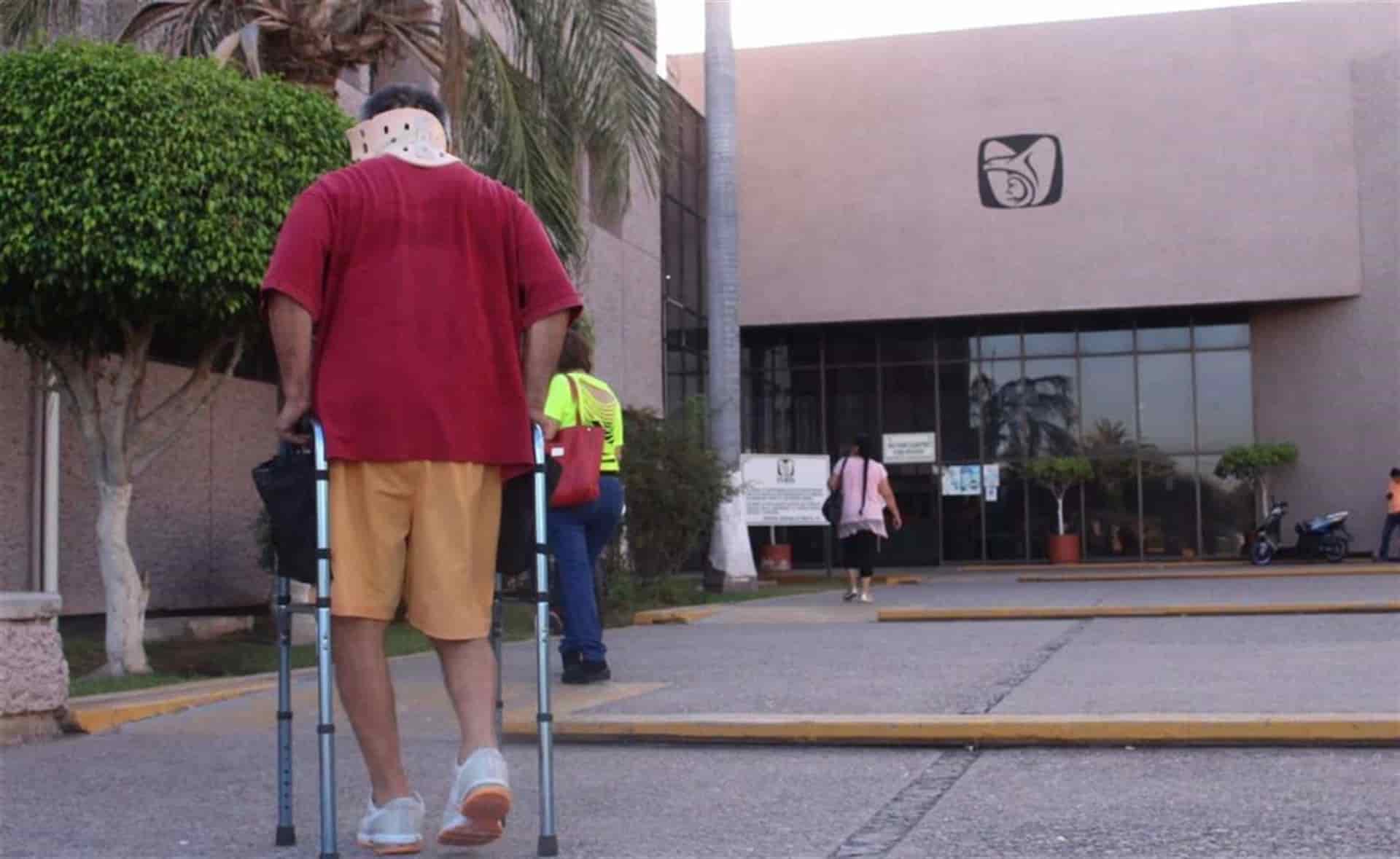 Personal foráneo del IMSS pide apoyo de transportación