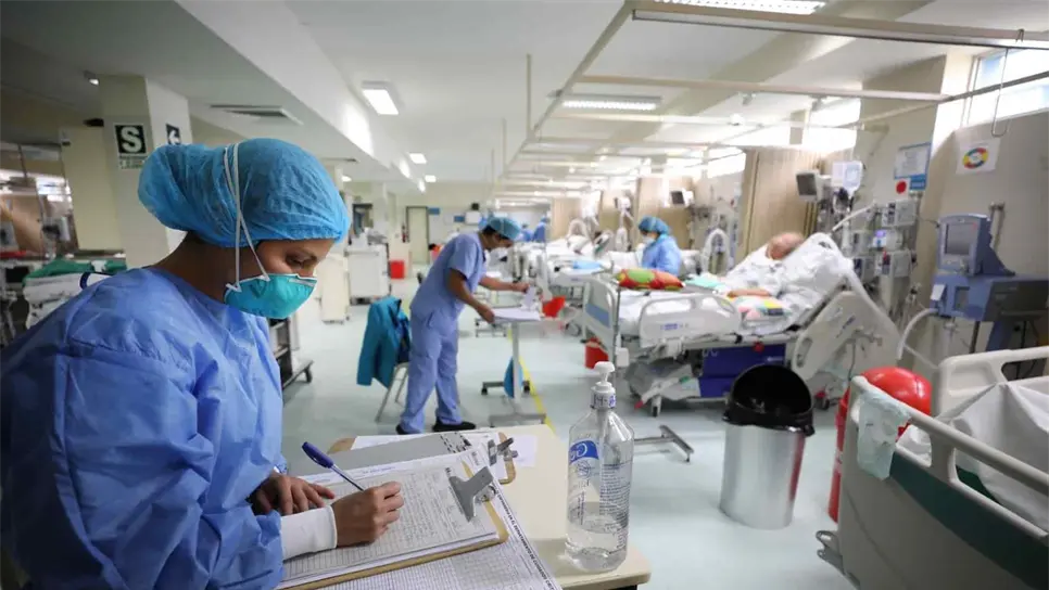 OMS llama a proteger salud y seguridad ocupacional de personal médico