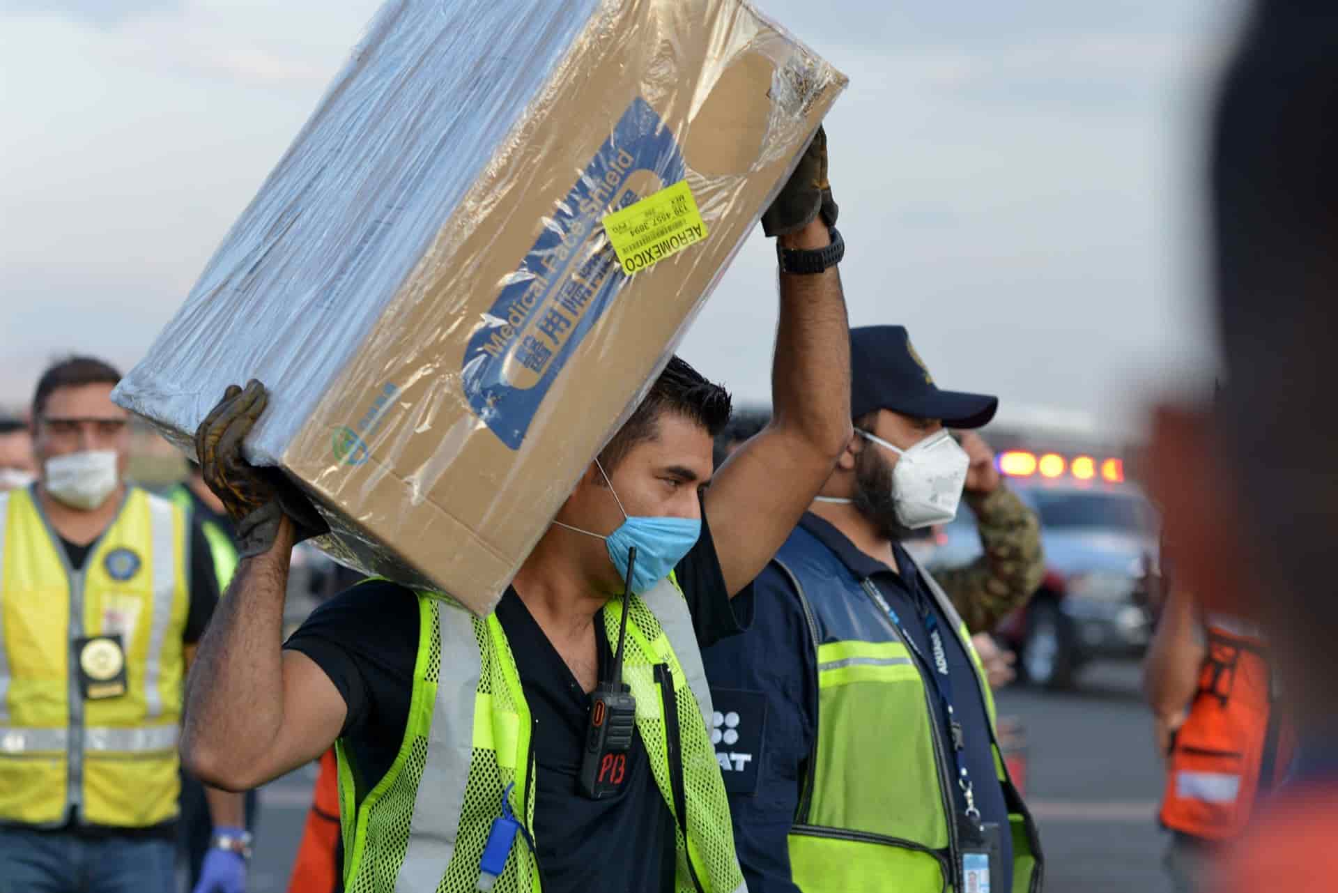 Llega a México séptimo cargamento con insumos médicos contra Covid-19