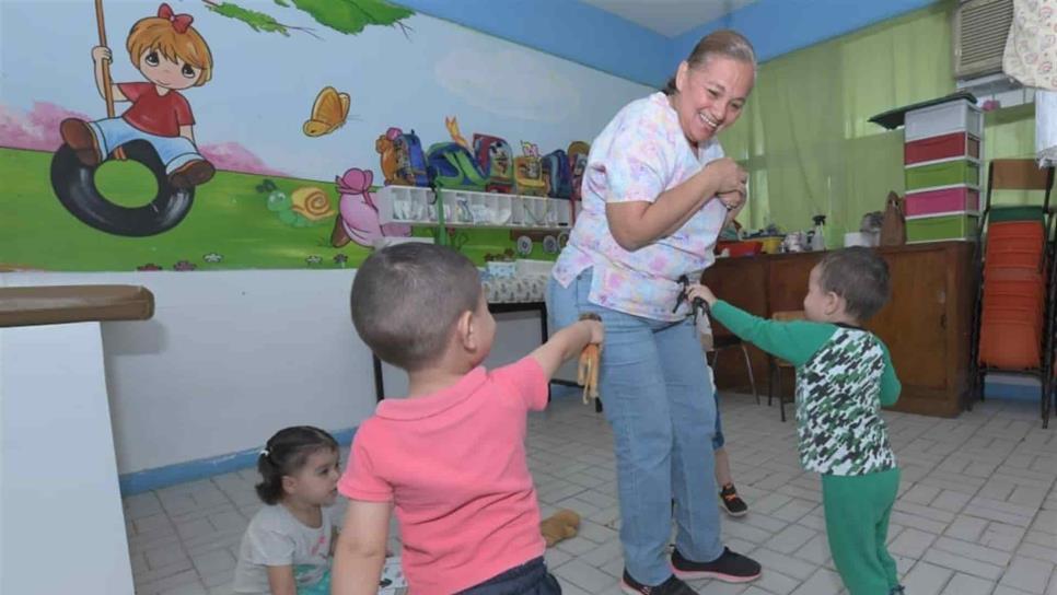 En Sinaloa, 549 profesores serán galardonados con las medallas “Rafael Ramírez” e “Ignacio Manuel Altamirano