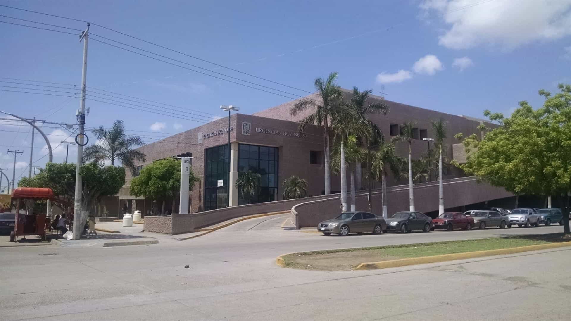 Recae salud del Subdirector Médico del HGZ 49 del IMSS; reingresa al hospital