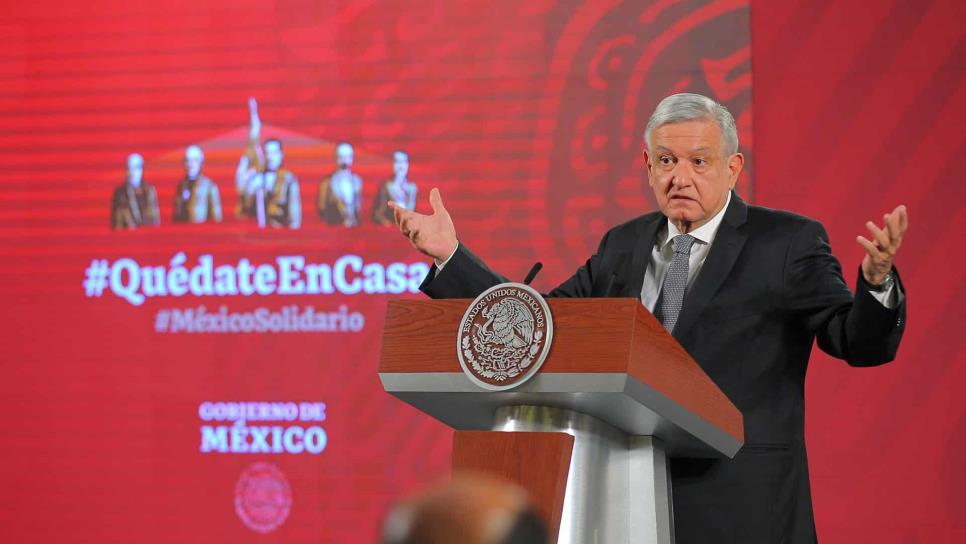 Anuncia AMLO créditos del Fonacot en apoyo a taxistas y comerciantes