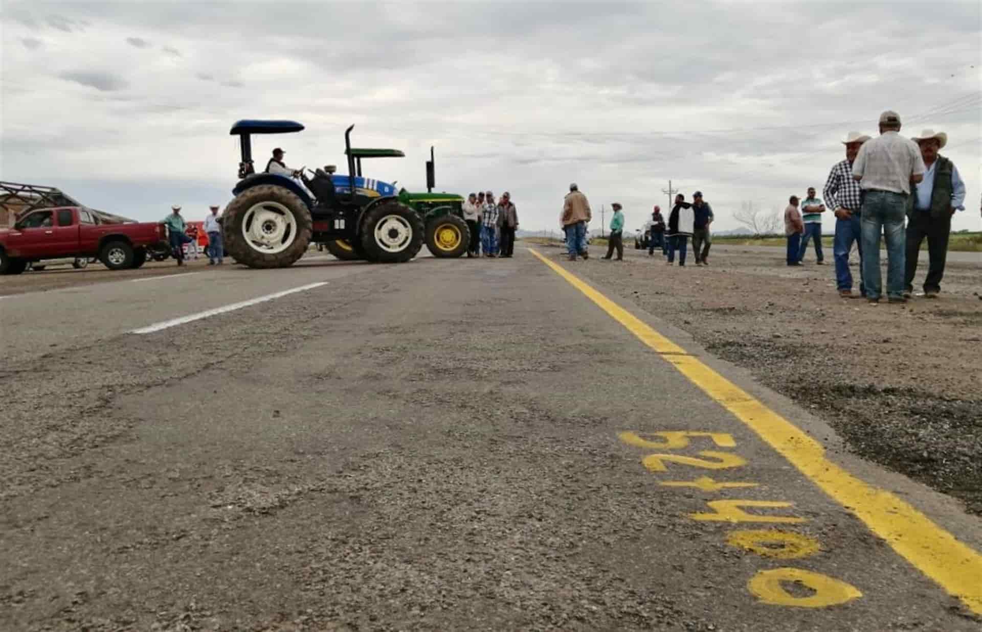 Miércoles regresan bloqueos a la México 15, advierten productores del Valle del Carrizo