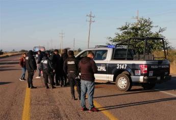 Detienen a dos hombres por presunto autorobo en Ahome