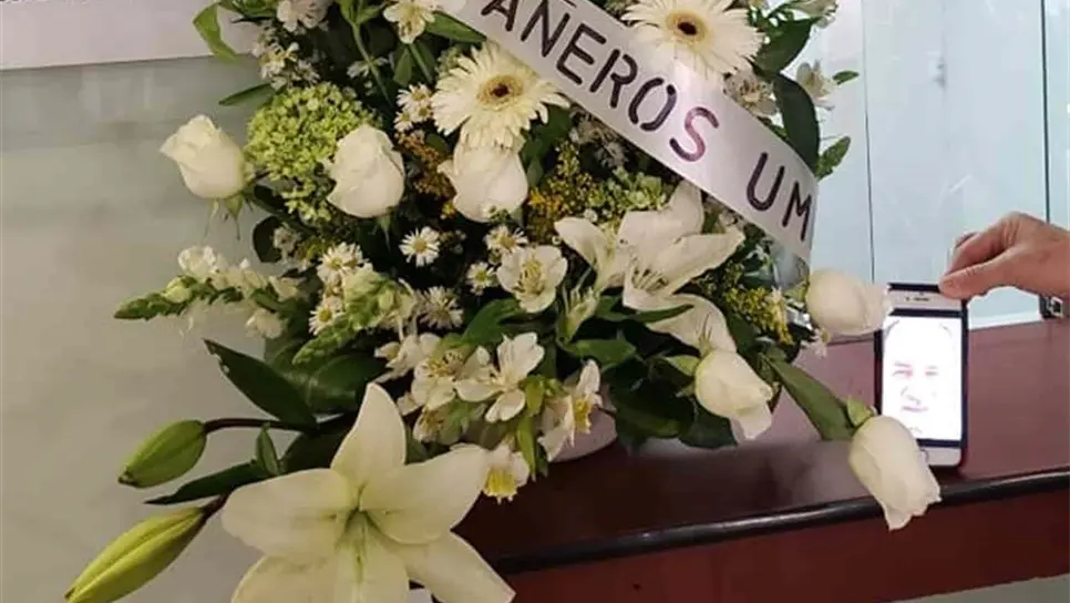 Médicos del IMSS rinden homenaje al doctor Ramón Valenzuela