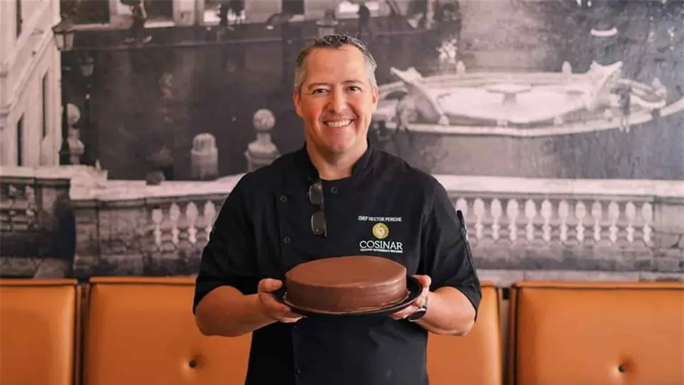 Héctor Peniche, socio fundador y chef de un restaurante ubicado en el Centro Histórico de Mazatlán.