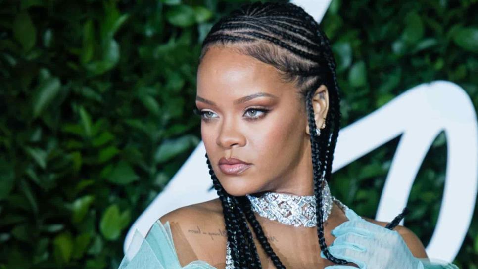 Rihanna cierra sus tiendas Fenty en apoyo al Black Lives Matter